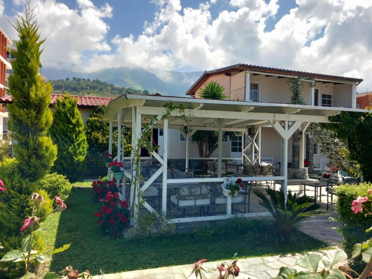 Nili Hotel Vlorë Buitenkant foto