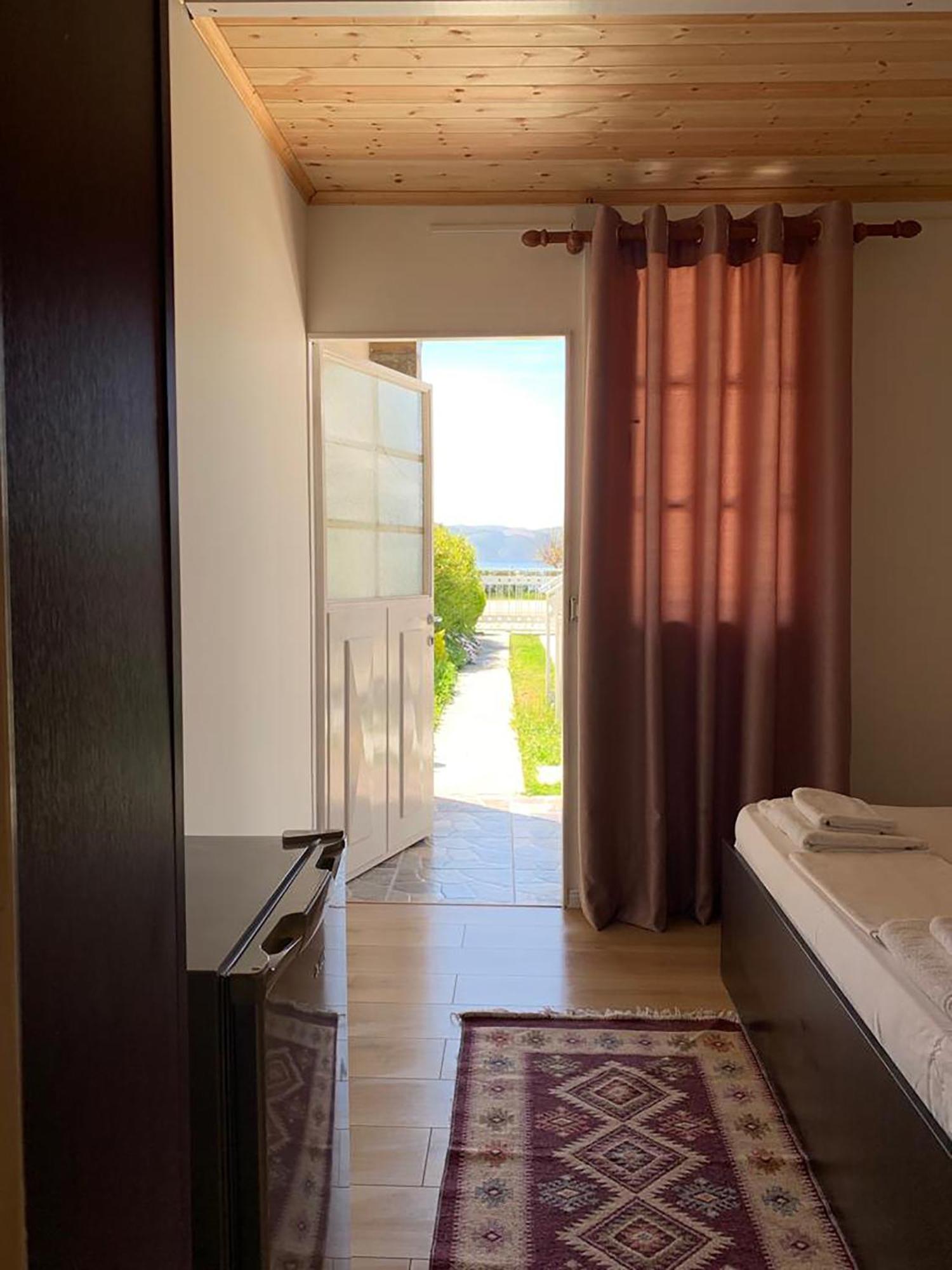 Nili Hotel Vlorë Buitenkant foto